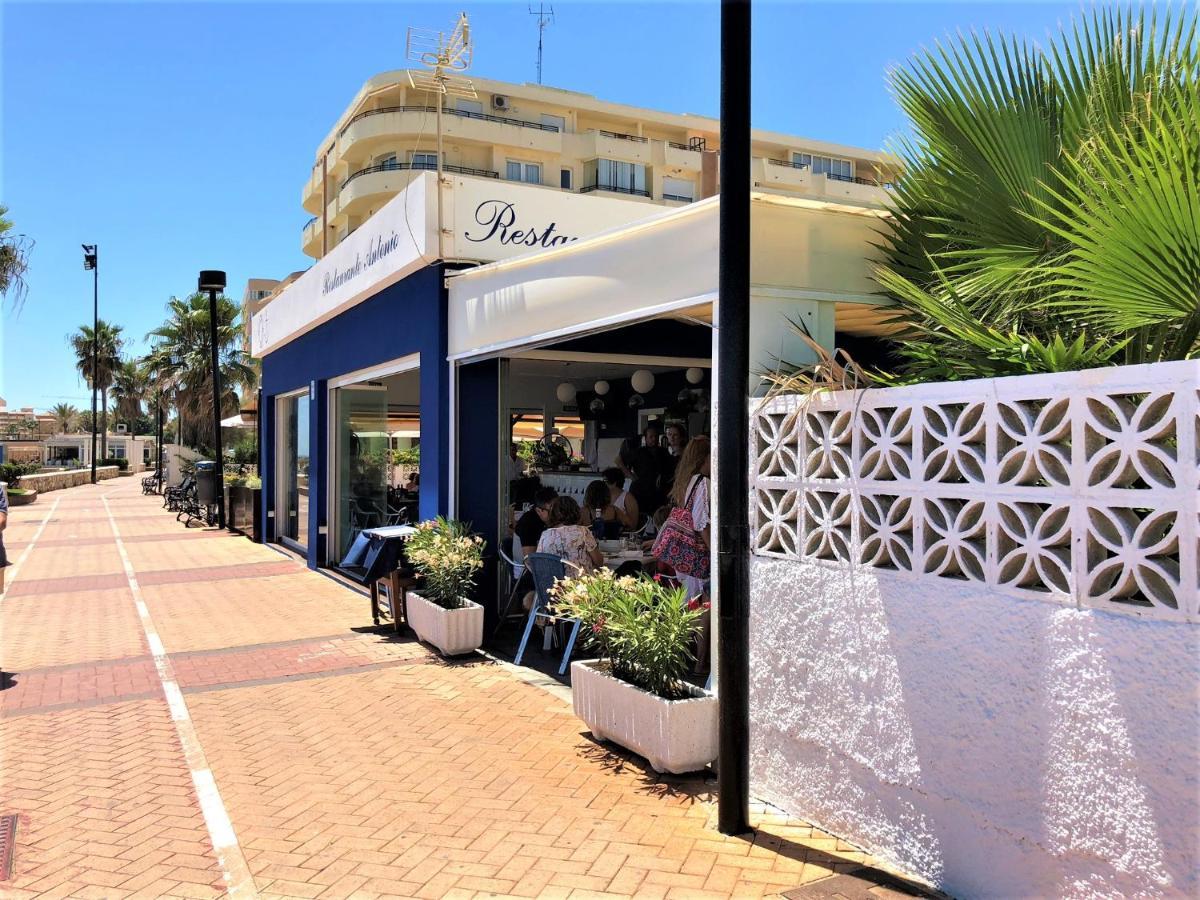 Frente A La Playa Fuengirola Dona Sofia E Lägenhet Exteriör bild